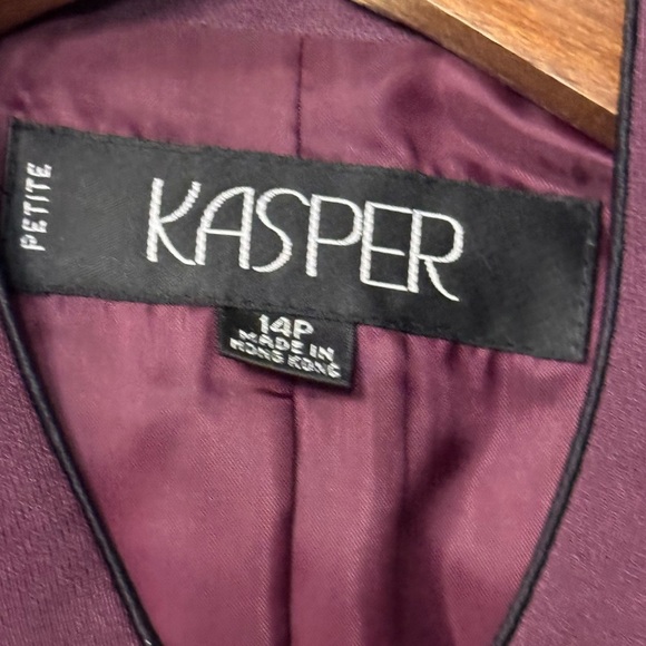 Kasper Women's Blazer in Deep Burgundy - Picture 5 of 5